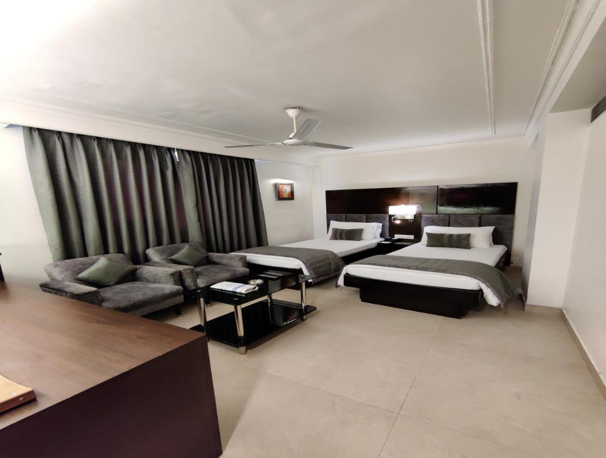 Hotel The Samilton Kalkuta Zewnętrze zdjęcie
