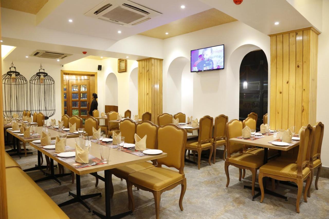 Hotel The Samilton Kalkuta Zewnętrze zdjęcie