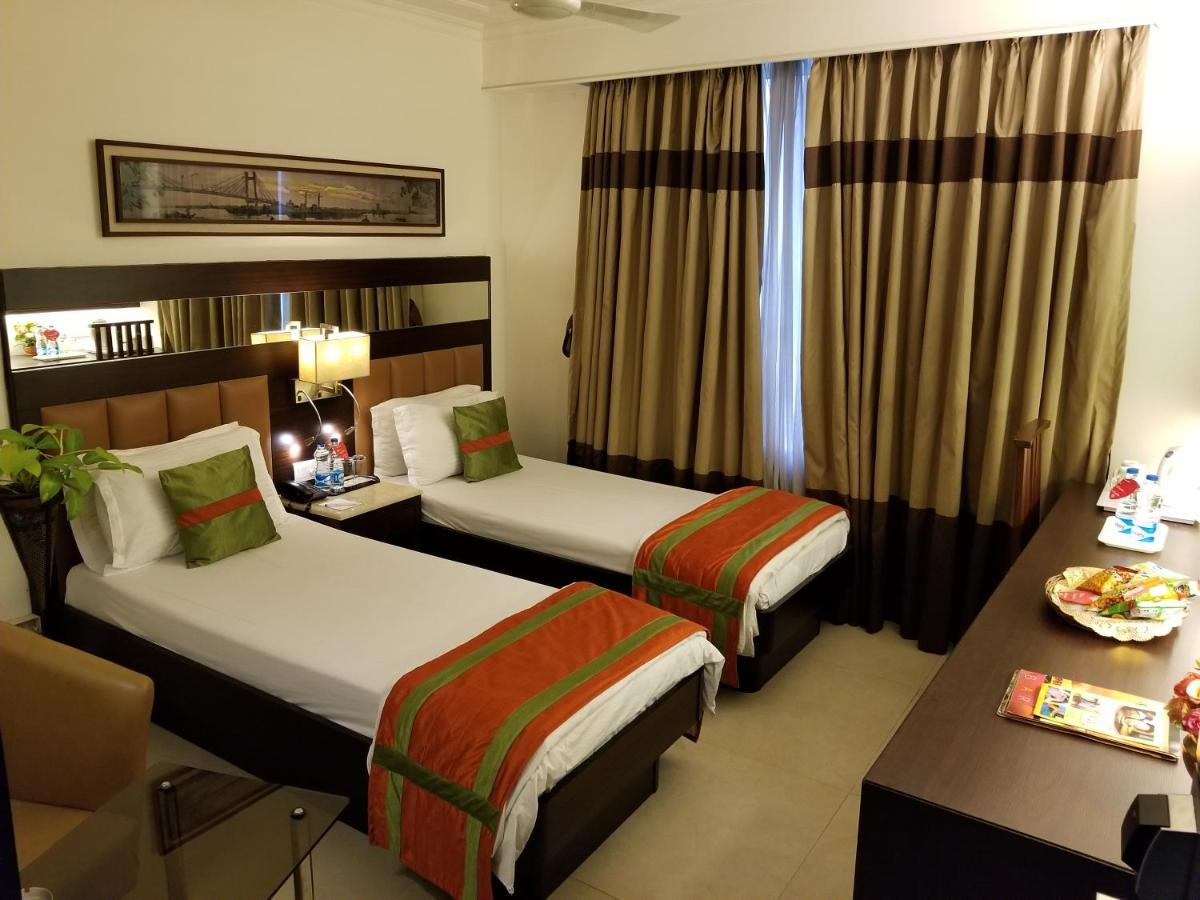 Hotel The Samilton Kalkuta Zewnętrze zdjęcie