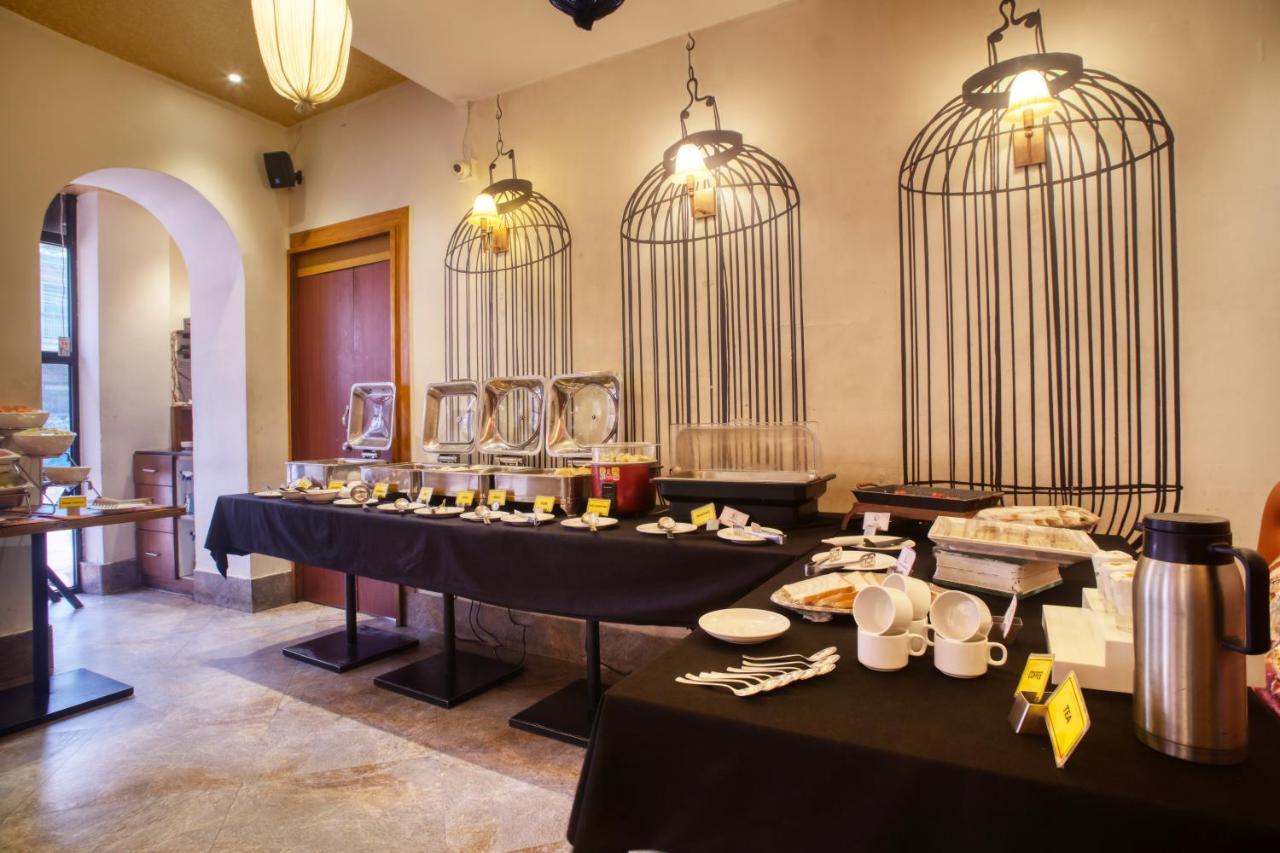 Hotel The Samilton Kalkuta Zewnętrze zdjęcie